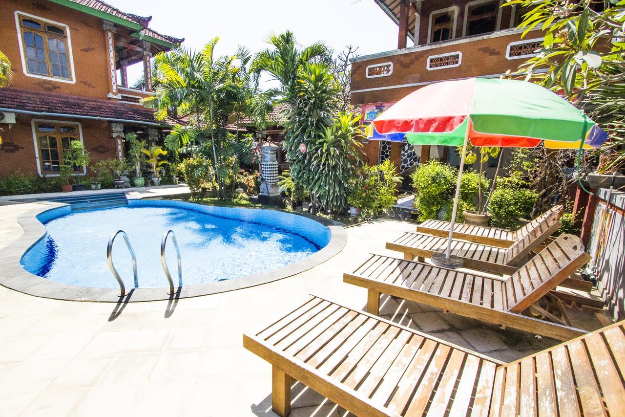 Hotel Pondok Wisata Elsa 2 Lovina Exterior foto