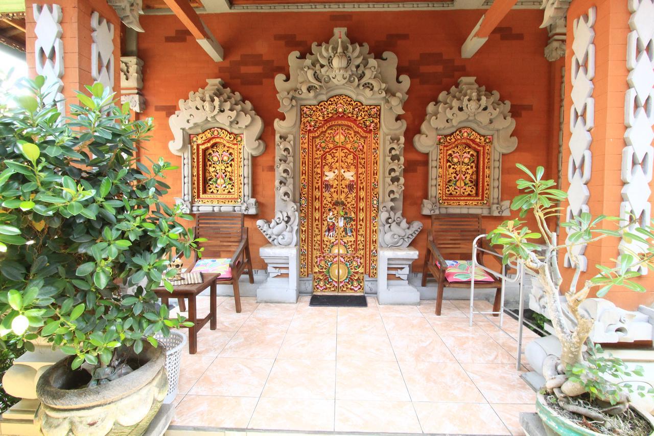 Hotel Pondok Wisata Elsa 2 Lovina Exterior foto